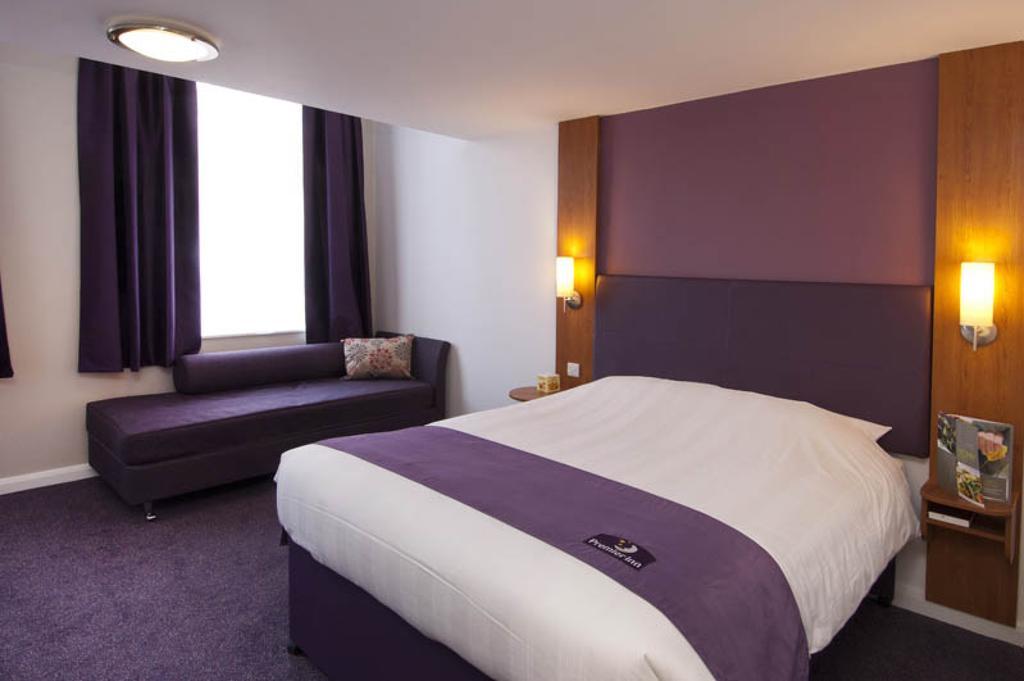 Premier Inn Newcastle Team Valley Гейтсхед Екстериор снимка