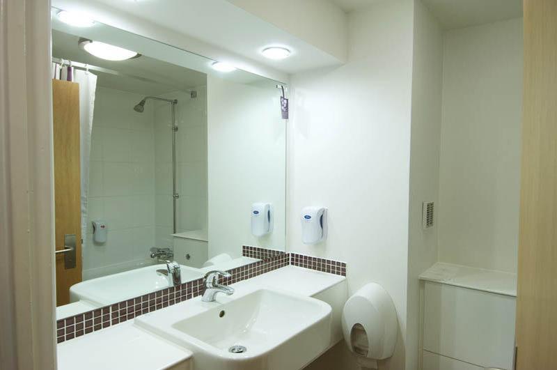Premier Inn Newcastle Team Valley Гейтсхед Екстериор снимка